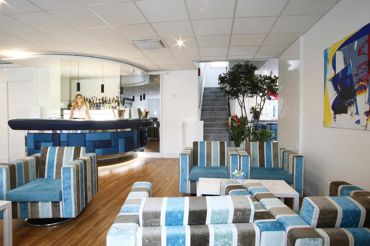 Hotel Mediterranee Calvi  Exterior foto